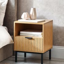 Sarnia Wooden Bedside Cabinet With 1 Drawer In Natural