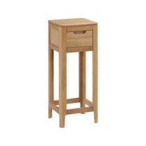 Trimble Wooden End Table In Oak