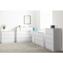 Mcgowan Wooden Chest Of Drawers In White With 3 Drawers