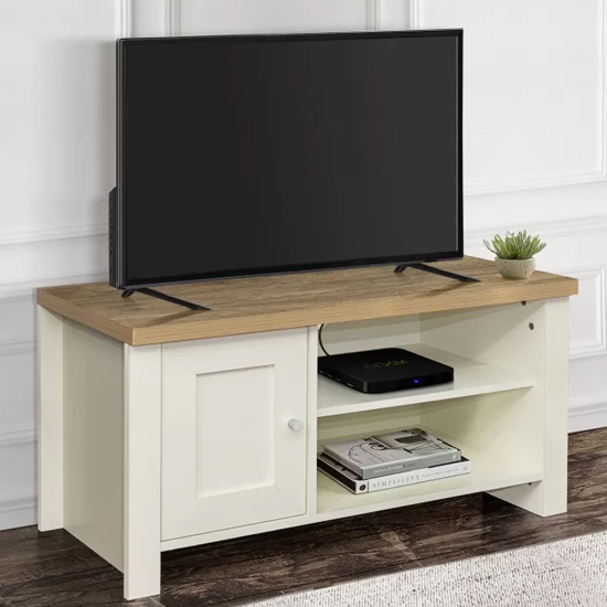 Highland Wooden TV Stand With 1 Door In Cream And Oak