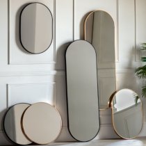 Yareli Round Wall Mirror In Gold Frame