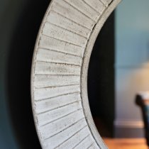 Raiola Round Wall Mirror In Distressed Cream Frame